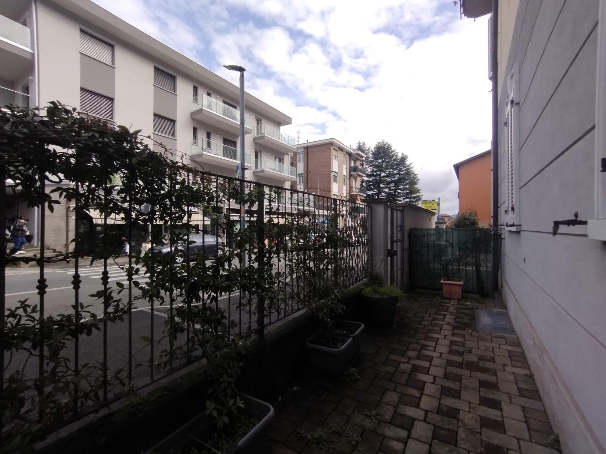 The Garden House Apartment Como Luaran gambar